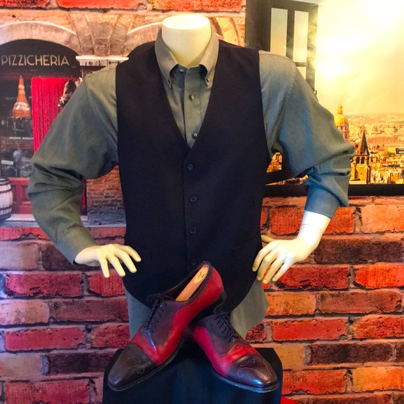 Dockers Vest - Picture 1 of 13